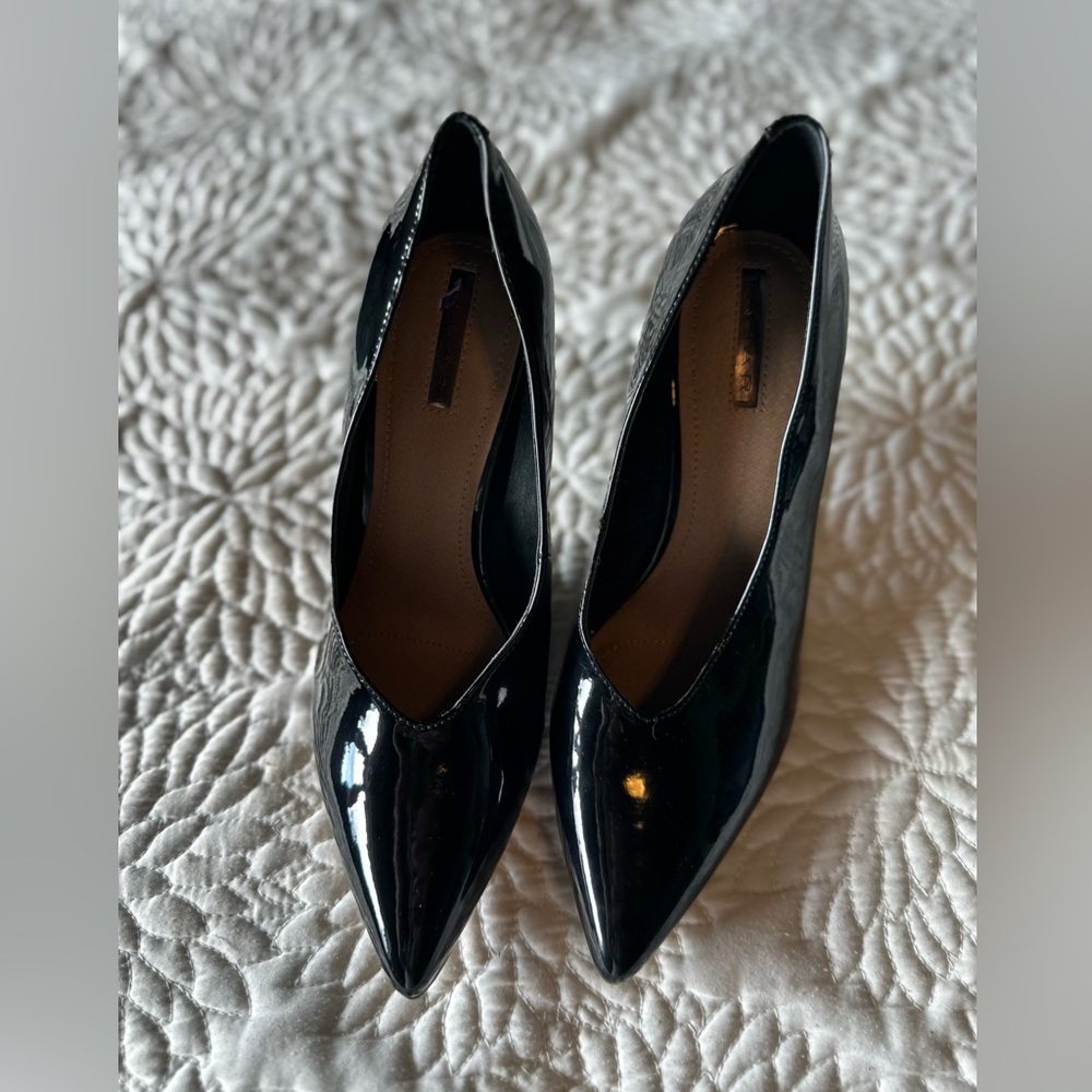 Black patent leather pumps Benedict 8.5 M